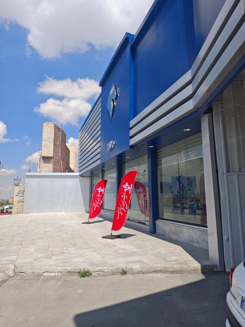 عکس نمایندگی ایران خودرو تلاش خودرو ایرانیان ۱۸۷۰