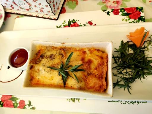 عکس کافه رستوران گیاهی مهر میترا