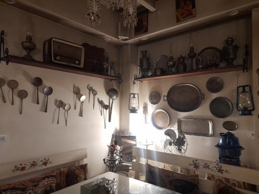 عکس کافه رستوران گیاهی مهر میترا