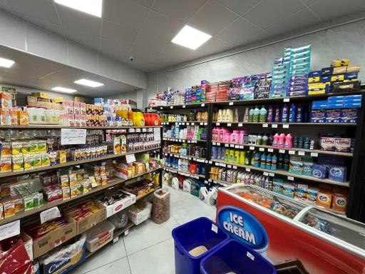 فروشگاه بزرگ برادران 