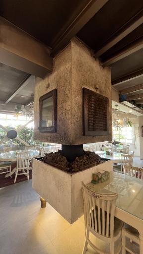 عکس کافه رستوران گیاهی مهر میترا