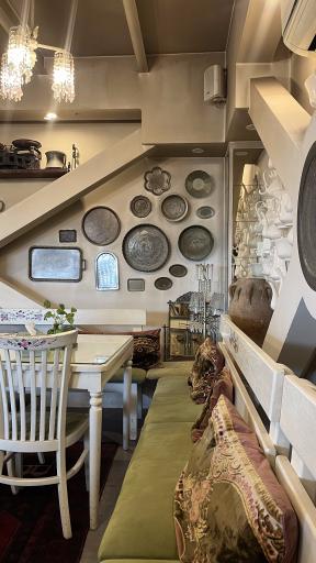 عکس کافه رستوران گیاهی مهر میترا