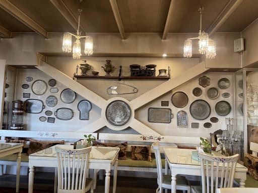 عکس کافه رستوران گیاهی مهر میترا