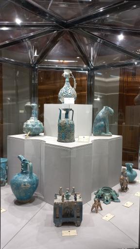 عکس موزه آبگینه و سفالینه های ایران (خانه قوام السلطنه)