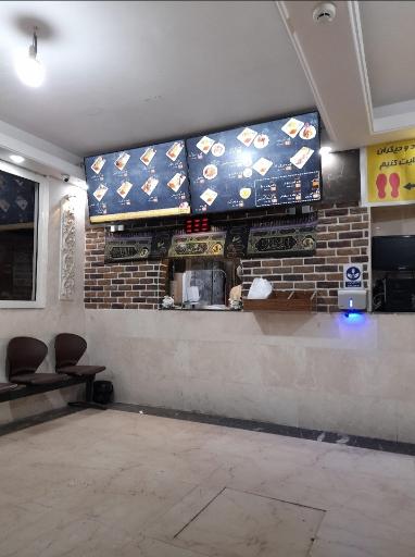 عکس کترینگ و فست فود فرشچی آشپزخانه رضا