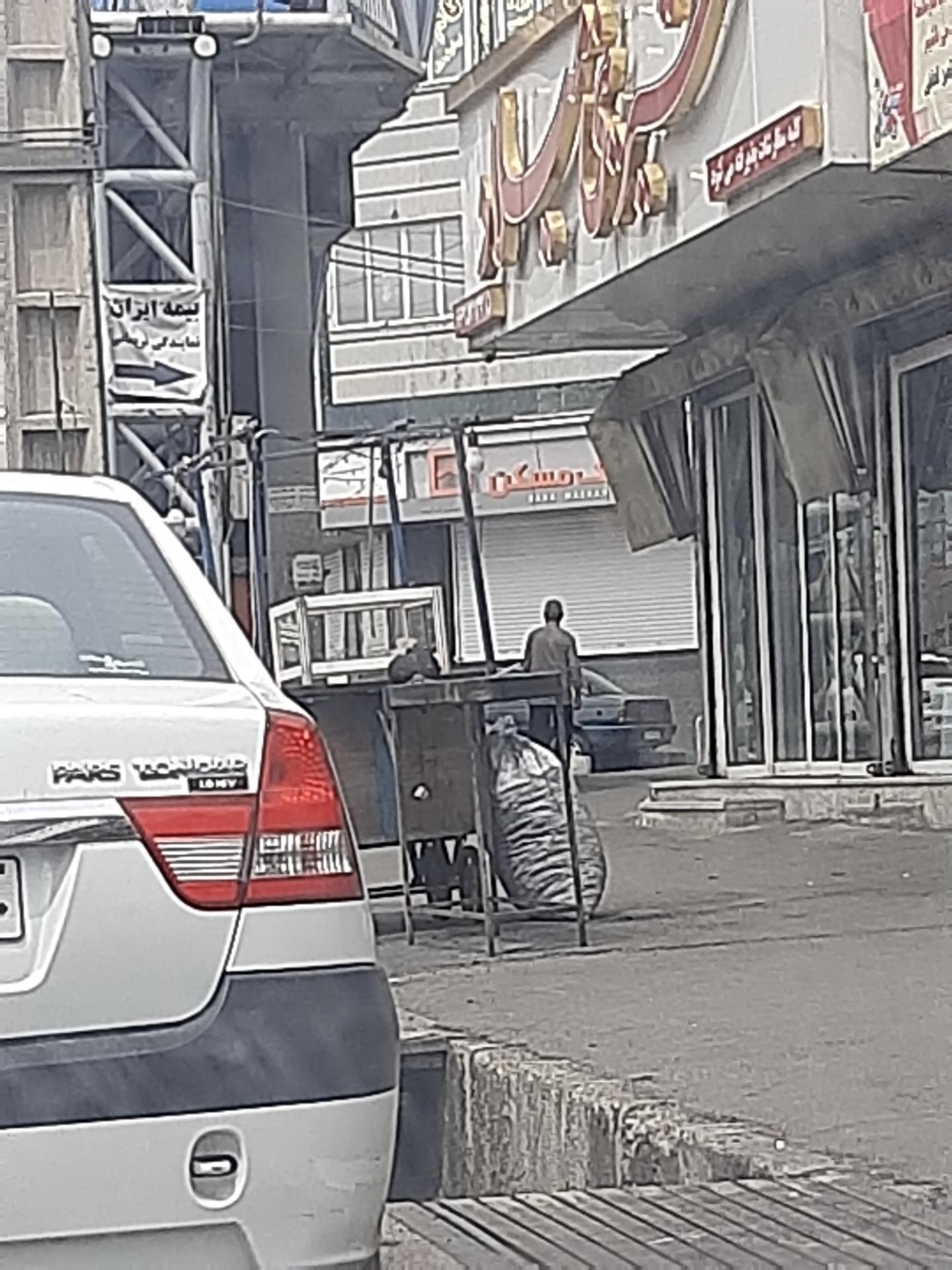 عکس قنادی میلاد