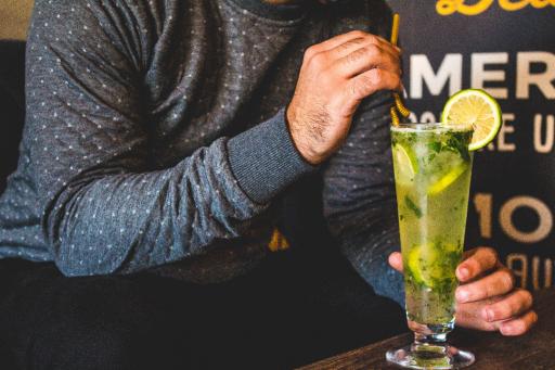 عکس کافه براتوا