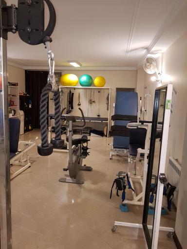 عکس کلینیک کاردرمانی پارس