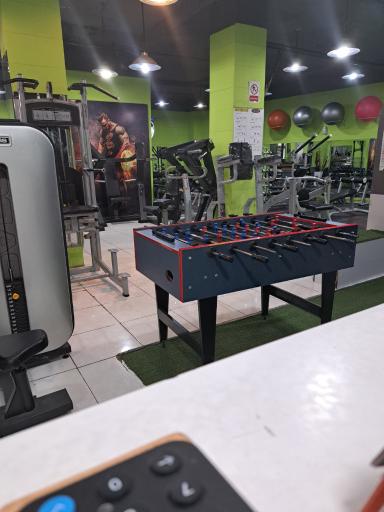 عکس باشگاه ورزشی تکامل