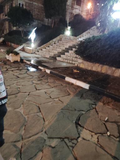 عکس تالار و رستوران لاله