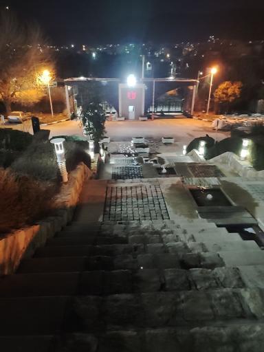 عکس تالار و رستوران لاله