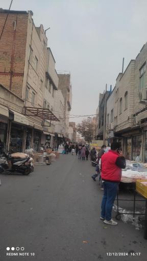 عکس بازارچه عبدل آباد