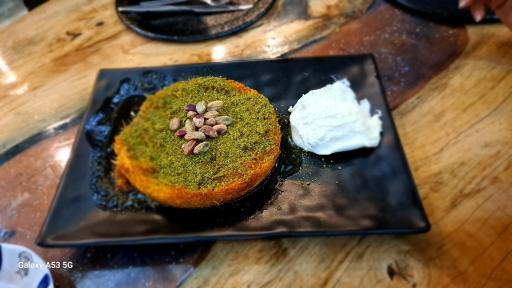 عکس باقلوا تک سین