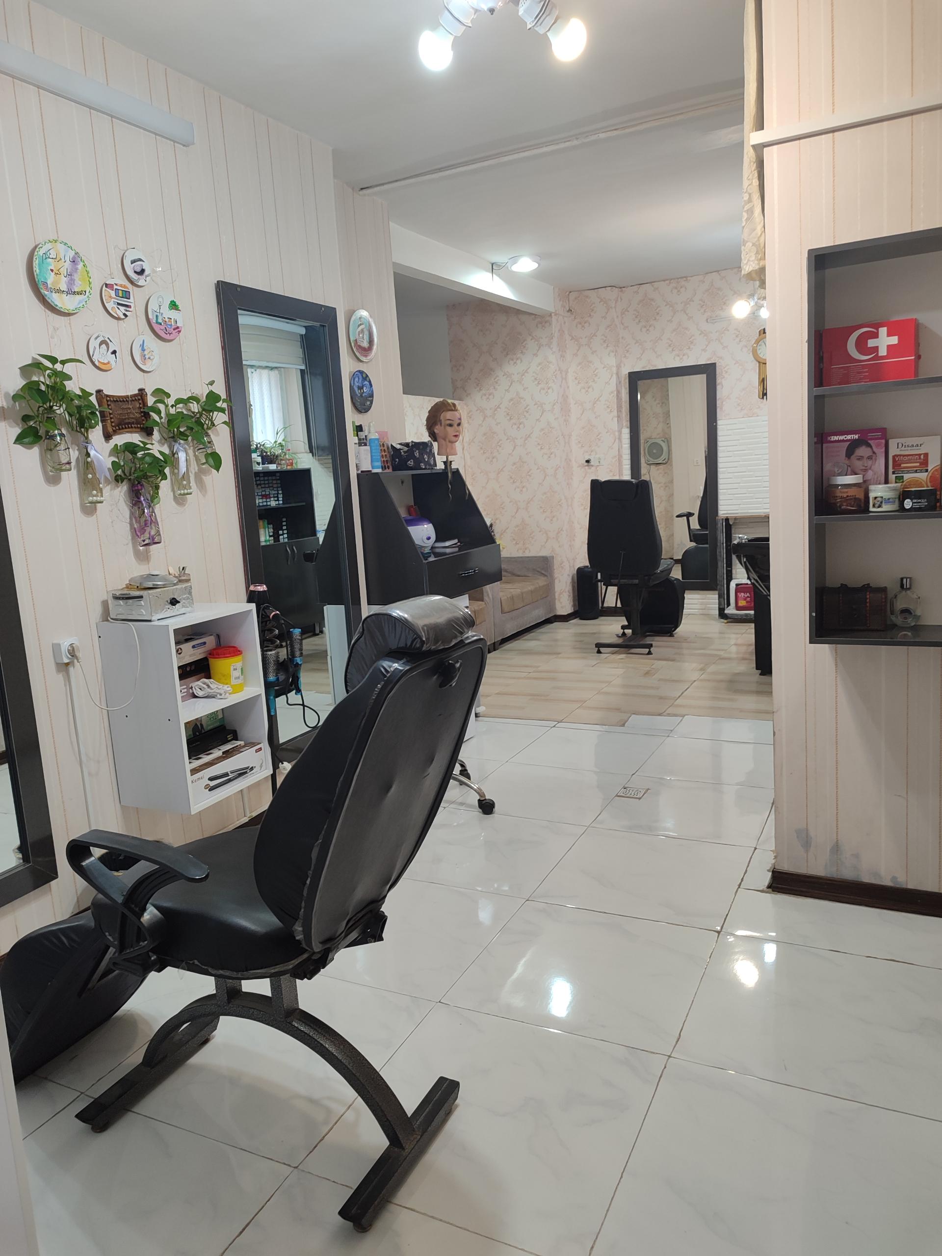 عکس سالن زیبایی لاوین 