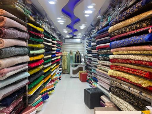 عکس پارچه سرای ولیعصر