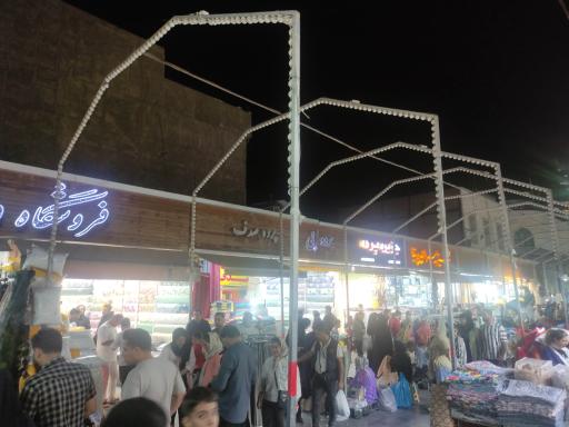 عکس بازارچه عبدل آباد