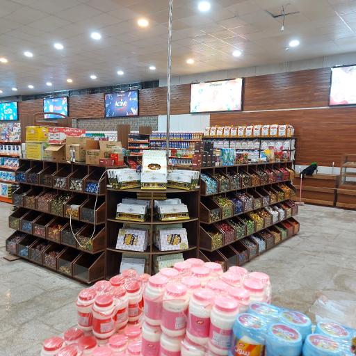 عکس هایپر مارکت چی چند تا 