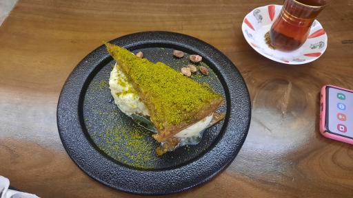 عکس باقلوا تک سین