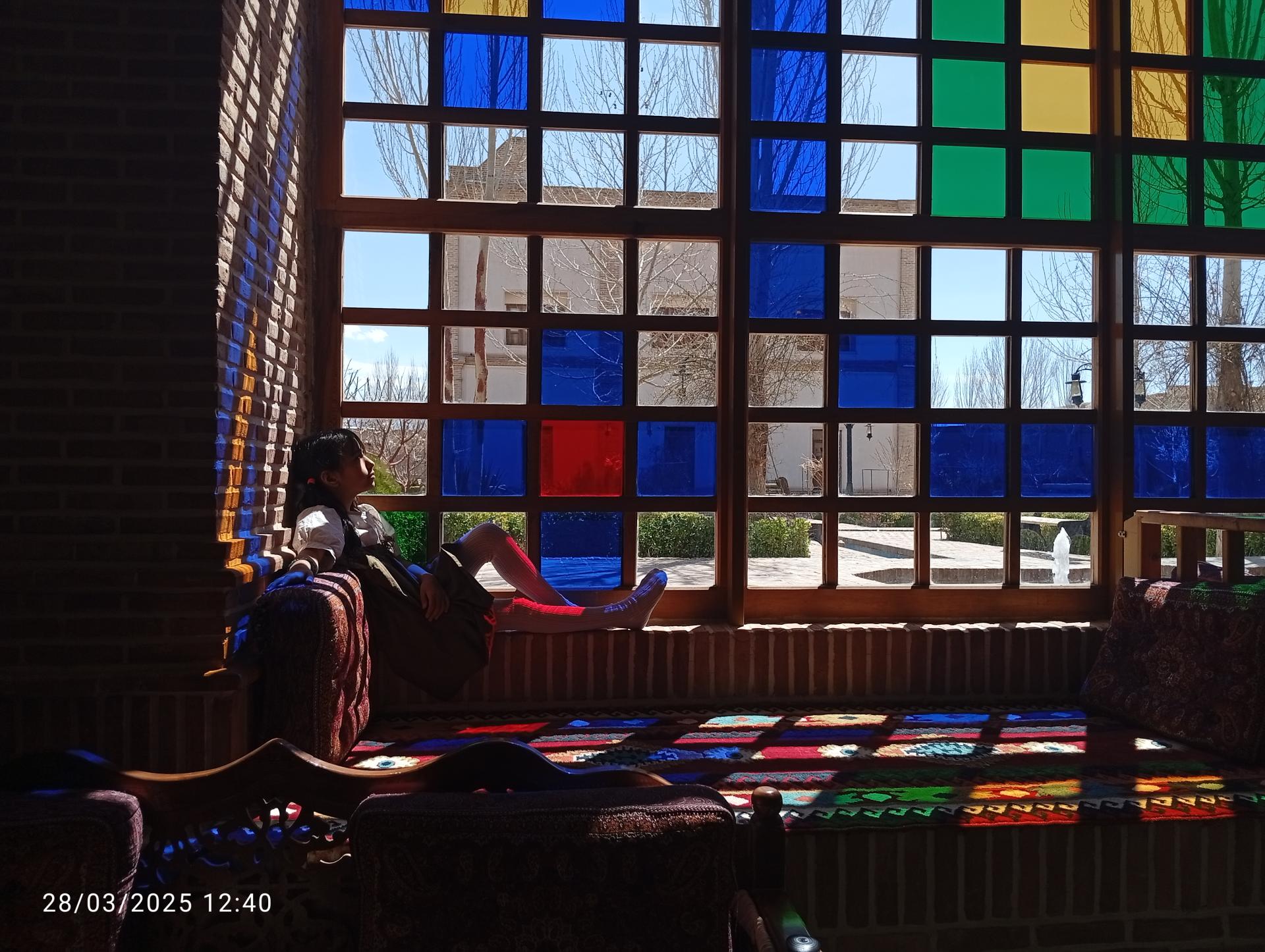 عکس سفره‌خانه سنتی ننه طاهره