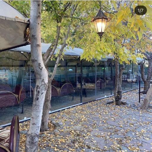 عکس سفره خانه سنتی عطر سیب