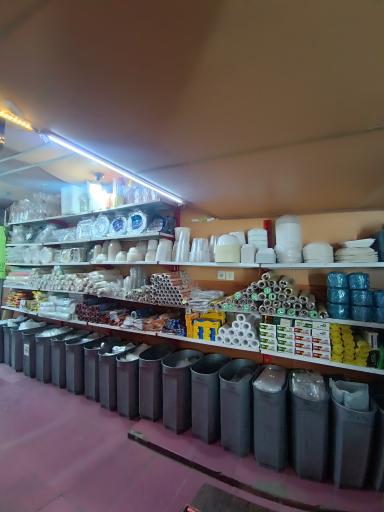 عکس ظروف یکبارمصرف منصوری 