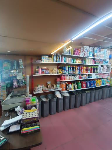 عکس ظروف یکبارمصرف منصوری 