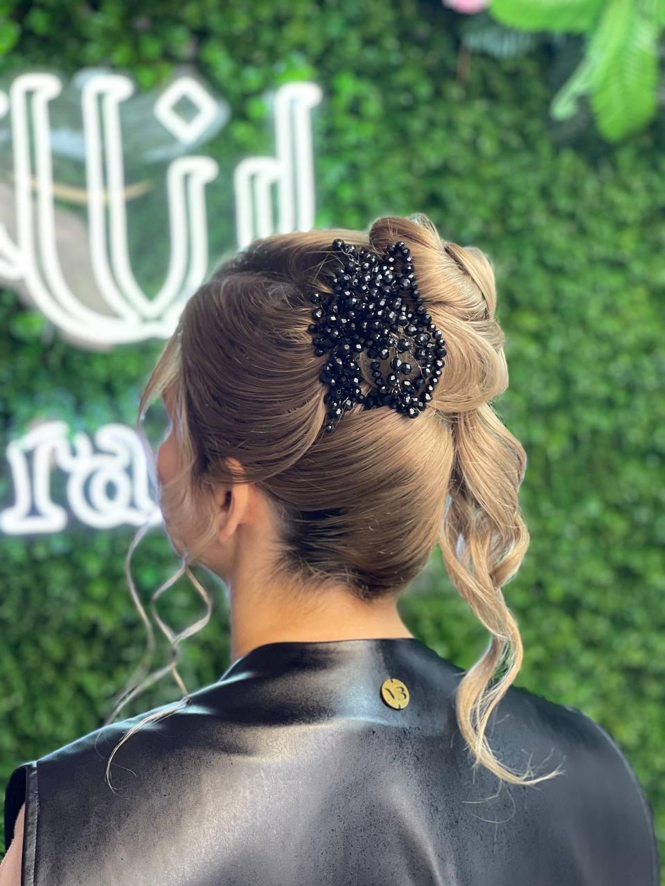 عکس سالن زیبایی آراناز