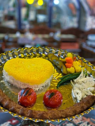 رستوران و فست فود عمارت