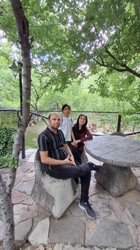 عکس سفره خانه سنتی عطر سیب