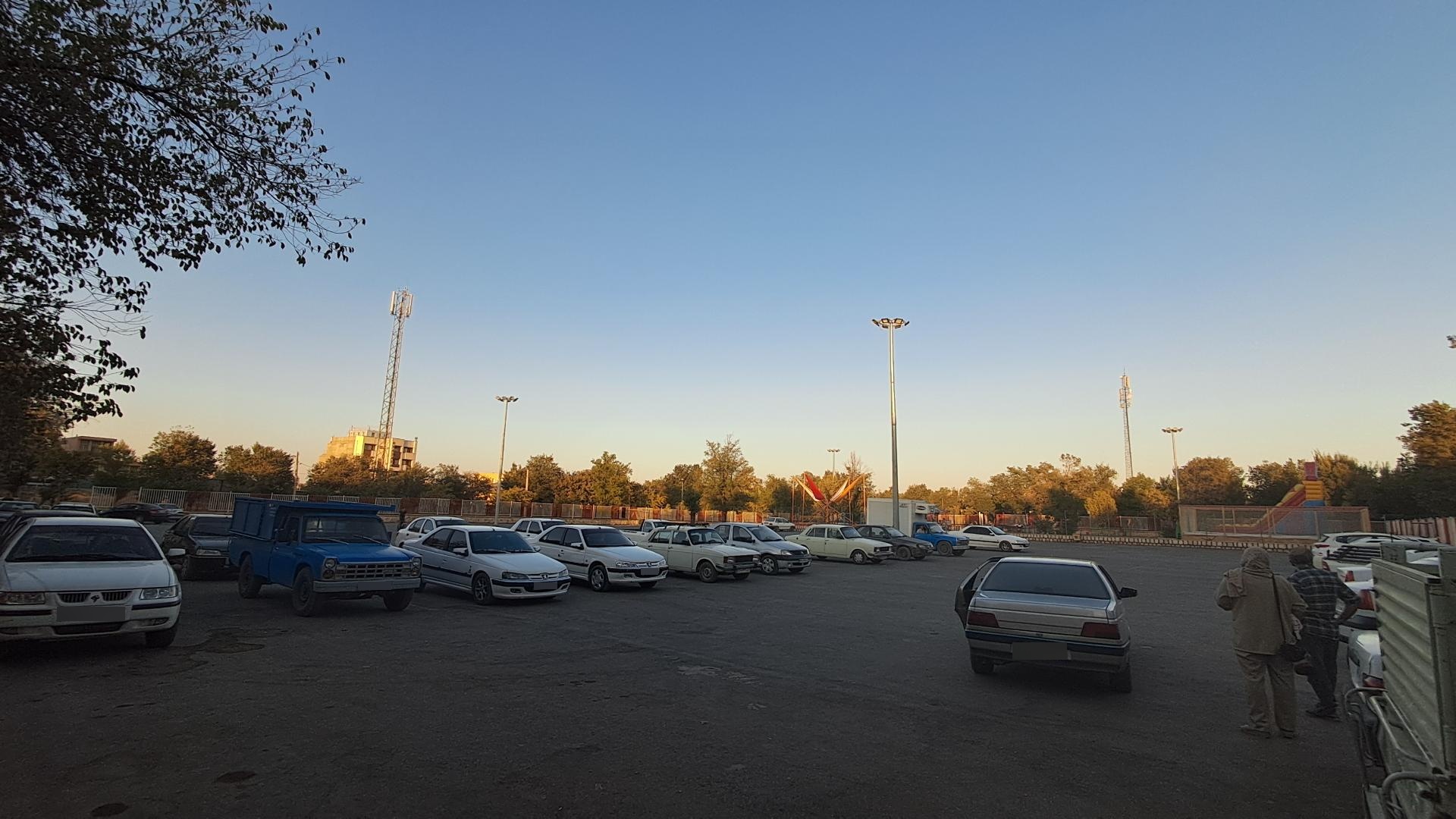 عکس پارکینگ بوستان ملت