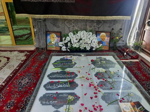 عکس مزار شهید غلامعلی رشید 