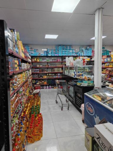 عکس هایپر مارکت میثم