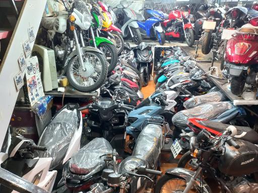 عکس فروشگاه موتورسیکلت حسینی