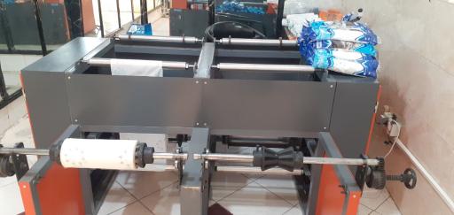 عکس تولید و پخش سفره یکبار مصرف ملوپلاست