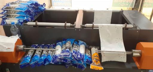 عکس تولید و پخش سفره یکبار مصرف ملوپلاست