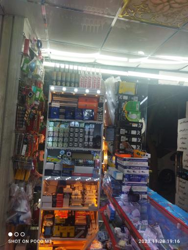 عکس کالا برق قصر نور