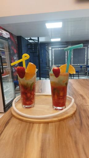 عکس کافه شهزاد