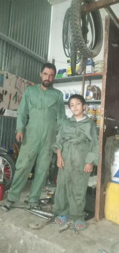 عکس تعویض روغنی محمود حسن زاده