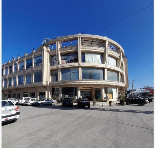 پاساژ بزرگمهر