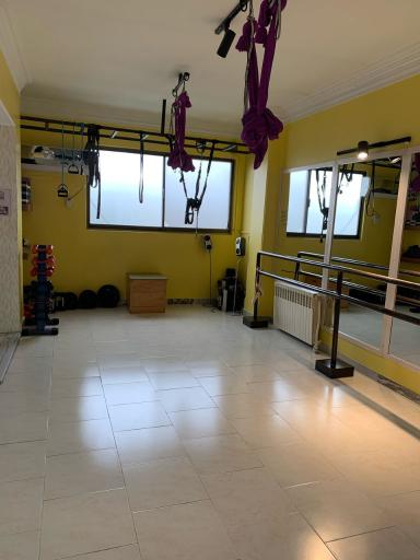 عکس باشگاه ورزشی بانوان فلامینگو