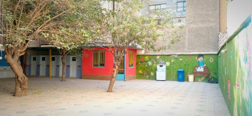 عکس دبستان امیرژاله