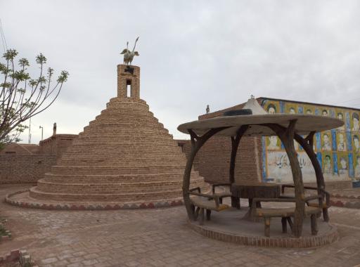 عکس آب انبار روستای غیاث آباد