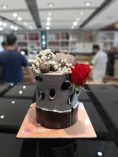 عکس قنادی شاه اوکان