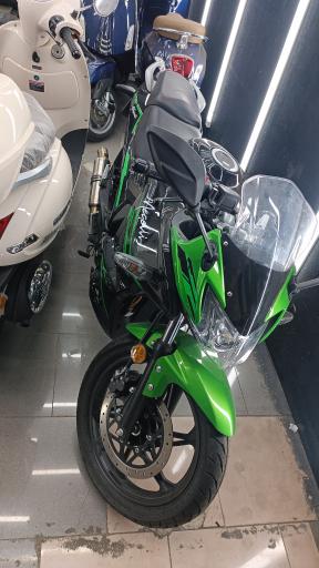 عکس کارشناسی خودرو و موتورسیکلت محک همکار کارنامه