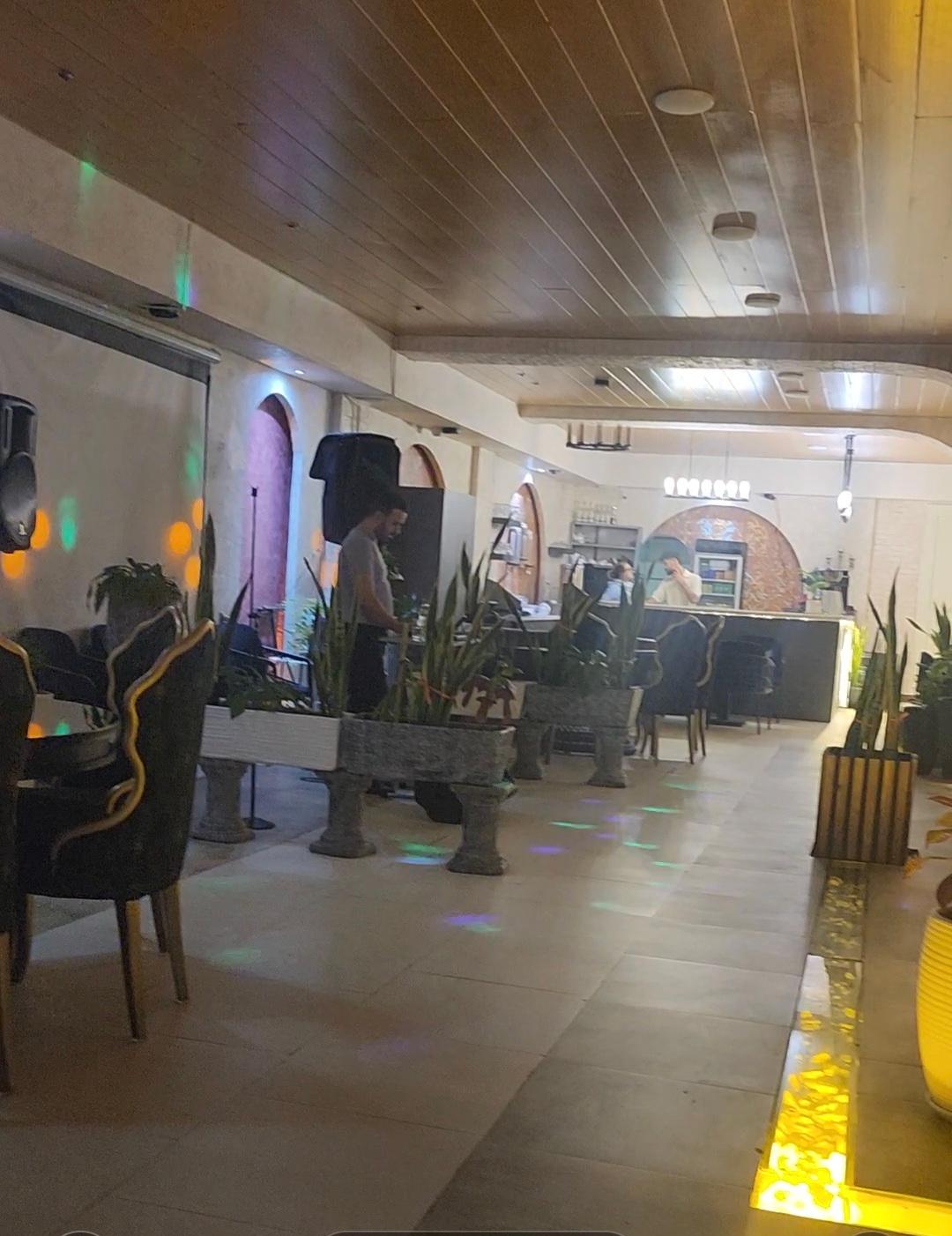 عکس کافه رستوران ایتالیایی رضا