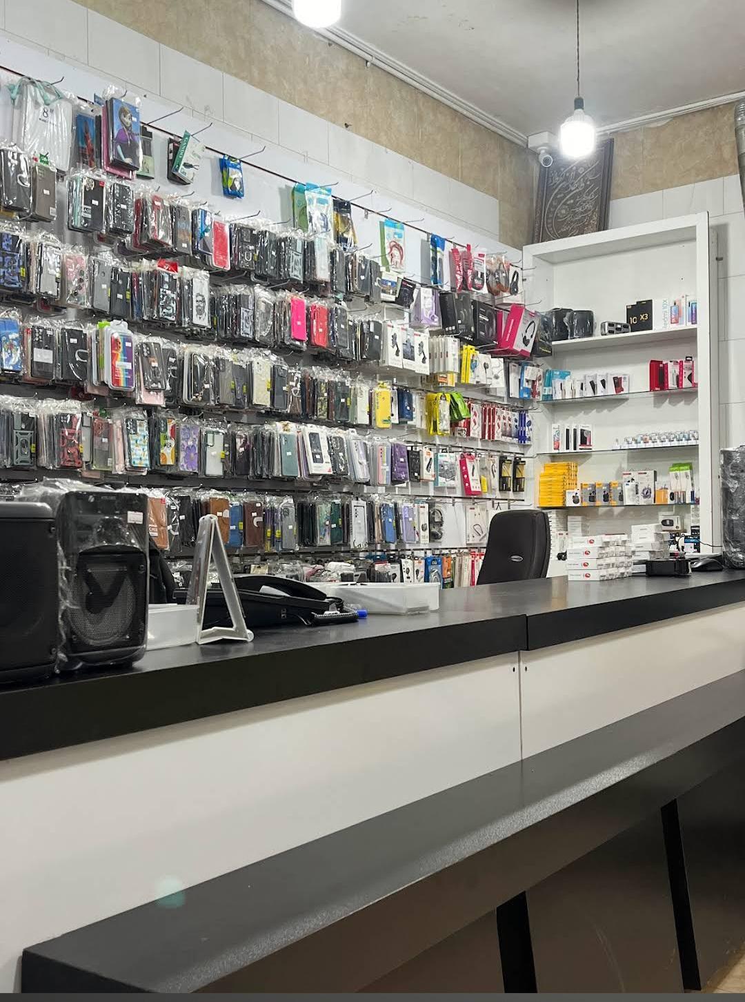 عکس فروشگاه موبایل اخوان کریمی