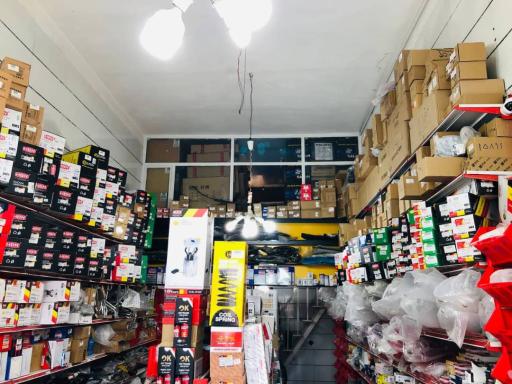 عکس تاویار یدک (تامین کننده قطعات خودروهای چینی)