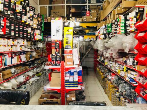 تاویار یدک (تامین کننده قطعات خودروهای چینی)