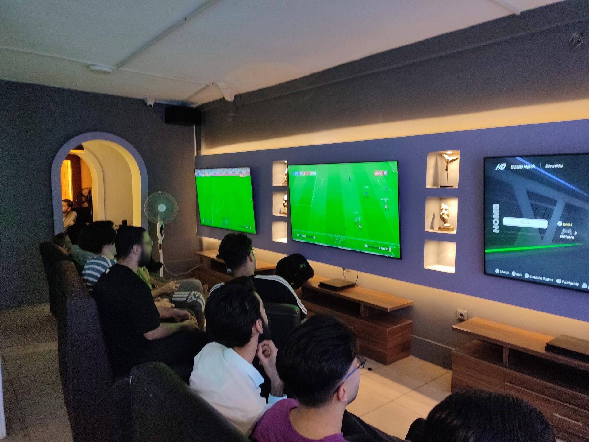 عکس گیم سنتر آرمین