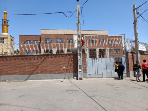 عکس دبیرستان نظام الاسلام